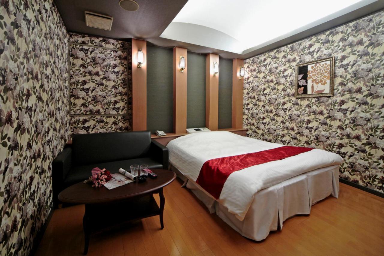 Hotel Lala Minato - Adult Only Nagoya Bagian luar foto