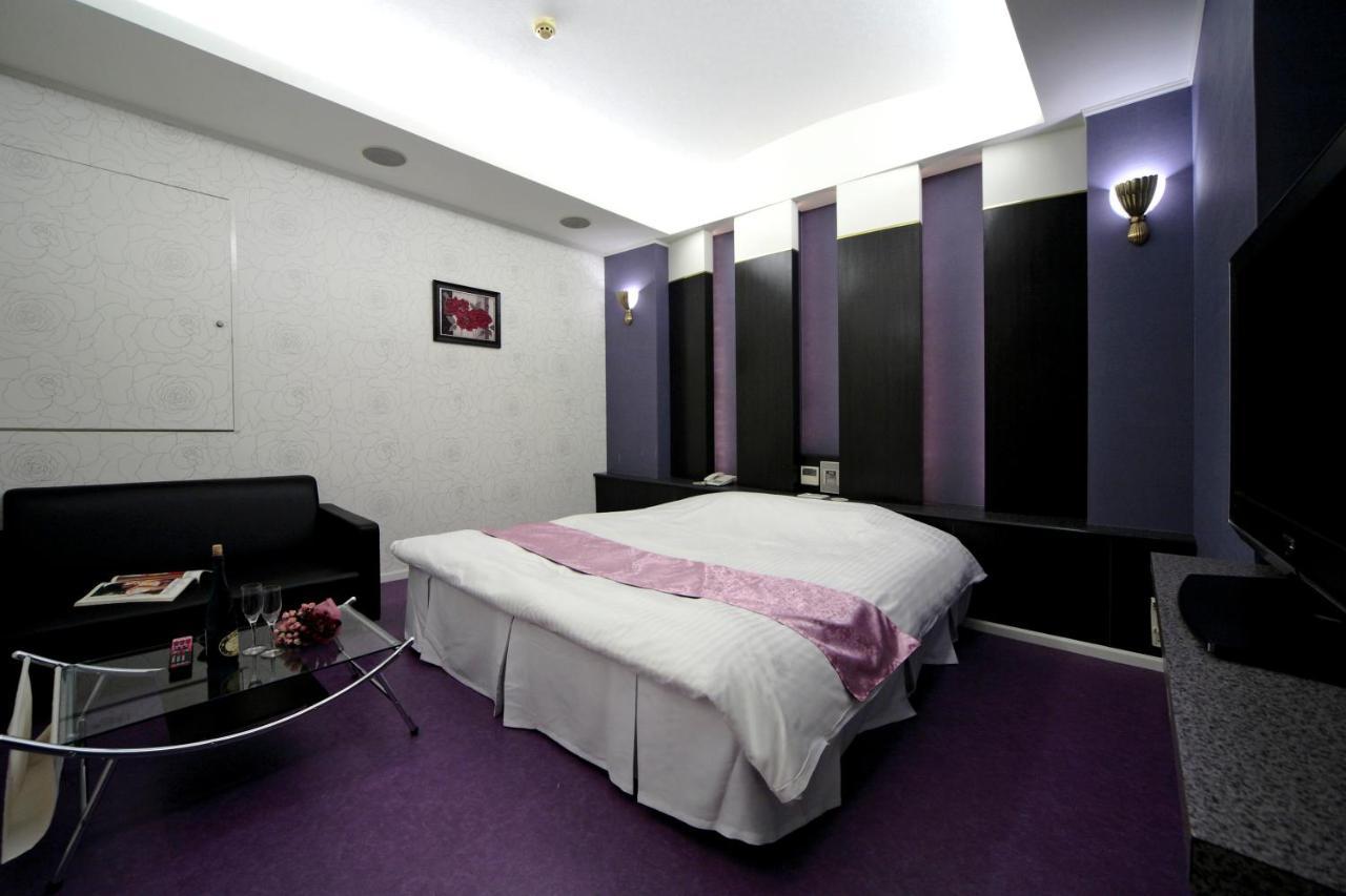 Hotel Lala Minato - Adult Only Nagoya Bagian luar foto