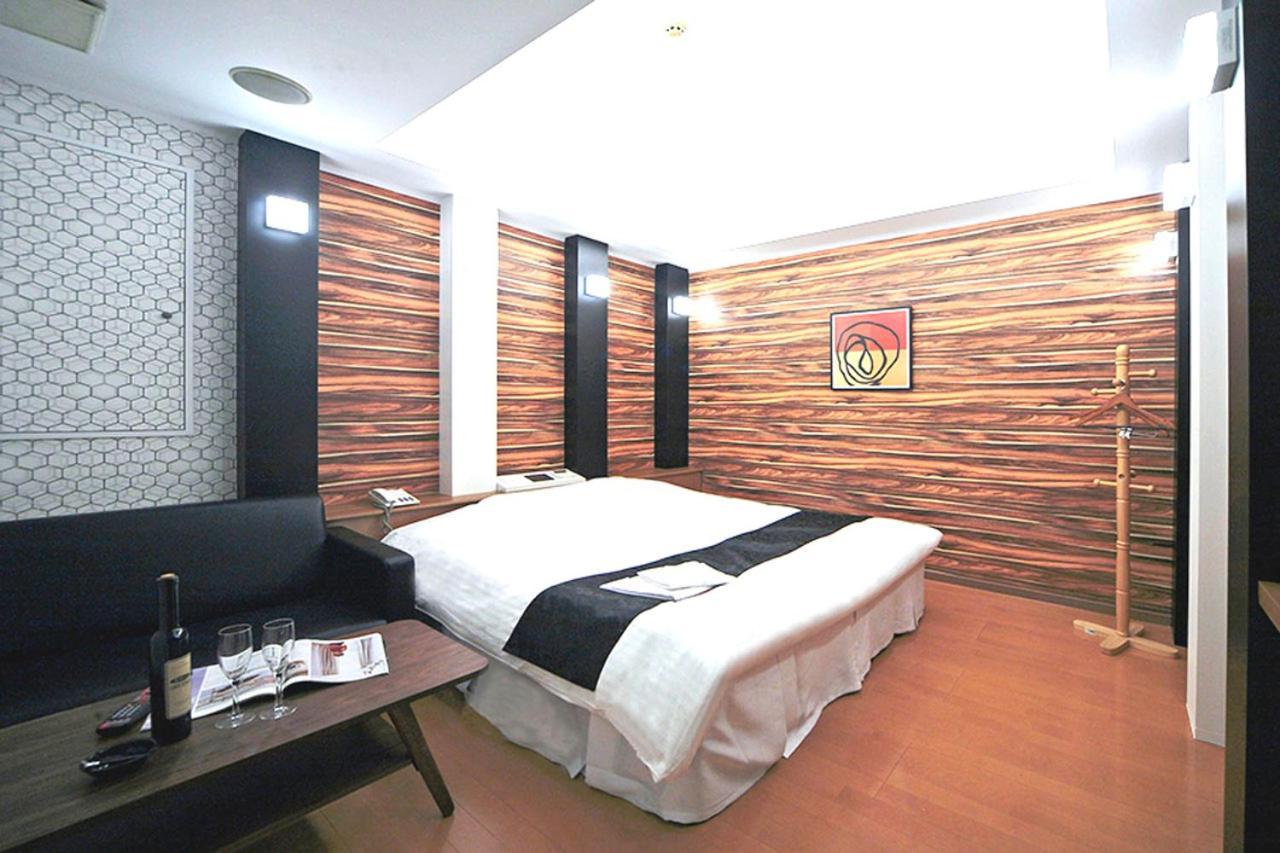 Hotel Lala Minato - Adult Only Nagoya Bagian luar foto